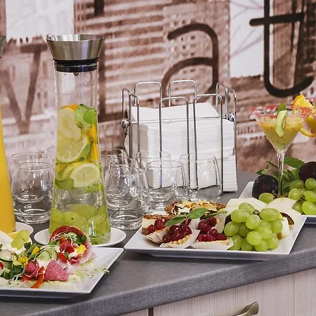 Alojamento de Acomodação e Pequeno-almoço Falenty Biznes I Wypoczynek Raszyn