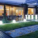 Bed and breakfast Falenty Biznes I Wypoczynek 4*