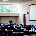 Falenty Biznes I Wypoczynek 4* Raszyn