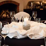 Bed and breakfast Falenty Biznes I Wypoczynek 4*