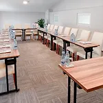Bed and breakfast Falenty Biznes I Wypoczynek 4*