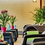 Falenty Biznes I Wypoczynek Bed and breakfast