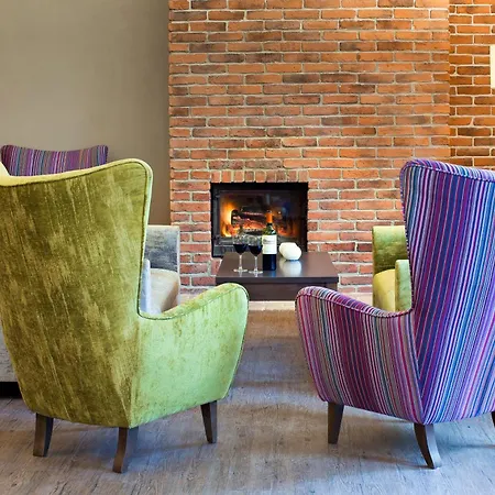 Nocleg ze śniadaniem Falenty Biznes I Wypoczynek 4*