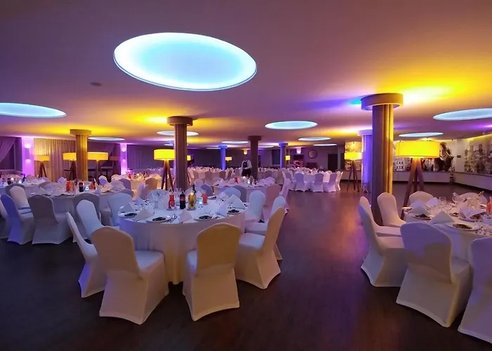 Nocleg ze śniadaniem Falenty Biznes I Wypoczynek Raszyn