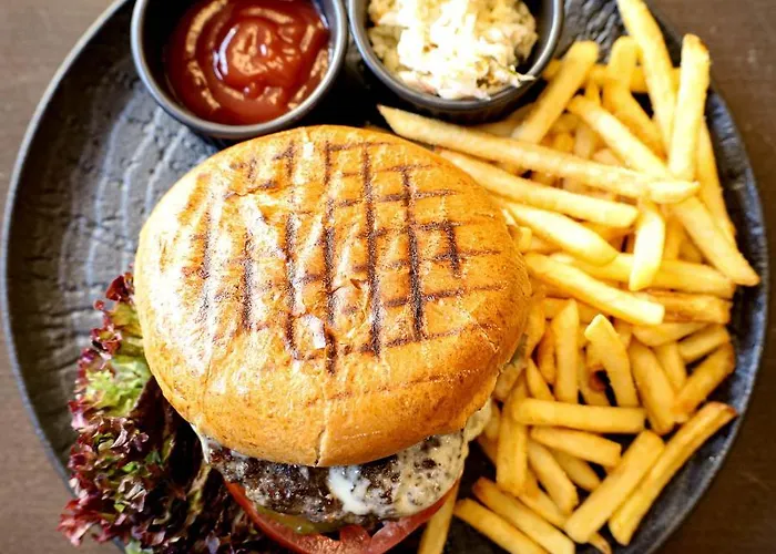 Nocleg ze śniadaniem Falenty Biznes I Wypoczynek Raszyn