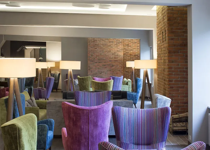 Falenty Biznes I Wypoczynek 4* Raszyn