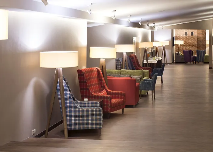 Falenty Biznes I Wypoczynek 4*