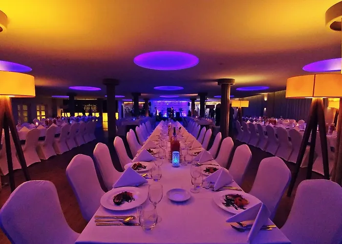 Nocleg ze śniadaniem Falenty Biznes I Wypoczynek 4*