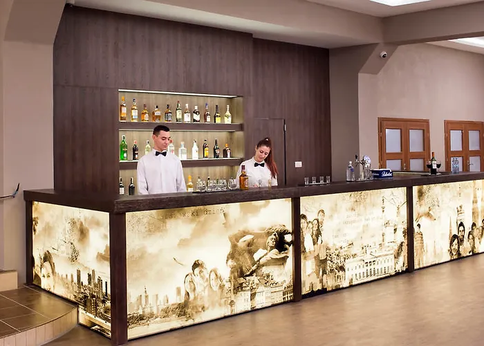 Falenty Biznes I Wypoczynek לינה וארוחת בוקר רשין