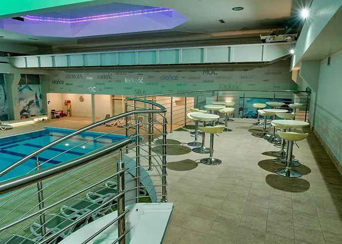 Falenty Biznes I Wypoczynek לינה וארוחת בוקר רשין