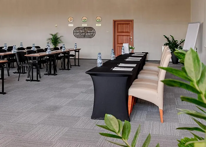 Nocleg ze śniadaniem Falenty Biznes I Wypoczynek Raszyn