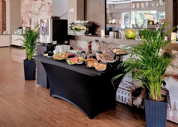 לינה וארוחת בוקר Falenty Biznes I Wypoczynek 4*