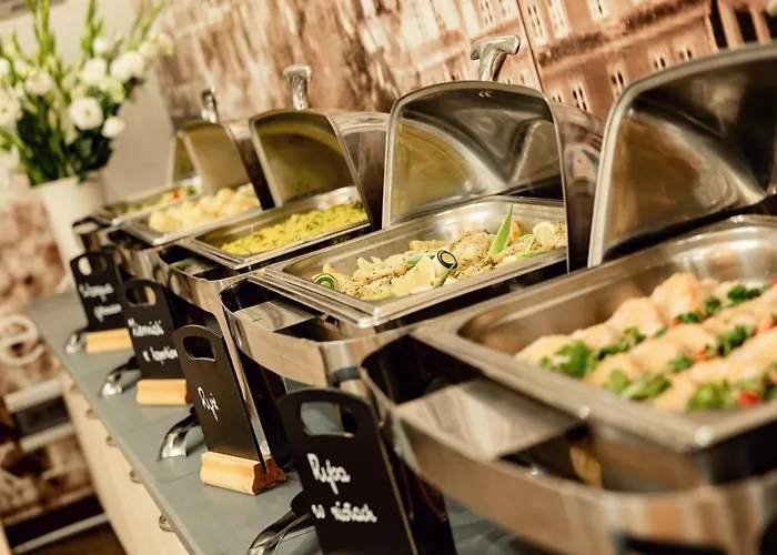 Falenty Biznes I Wypoczynek לינה וארוחת בוקר