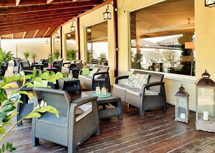 לינה וארוחת בוקר Falenty Biznes I Wypoczynek רשין