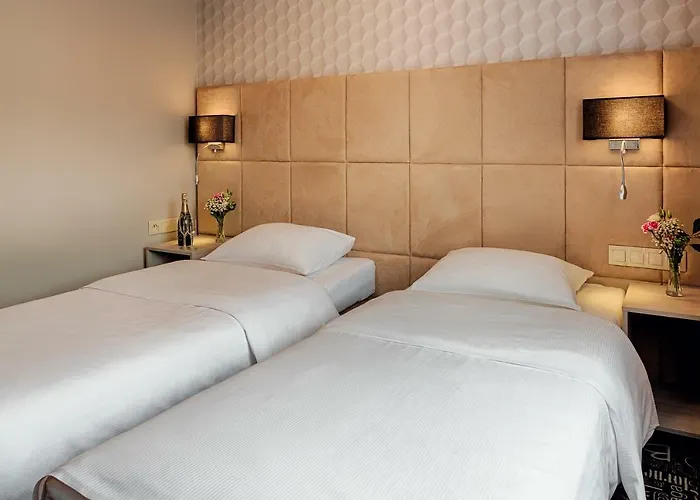 לינה וארוחת בוקר Falenty Biznes I Wypoczynek רשין